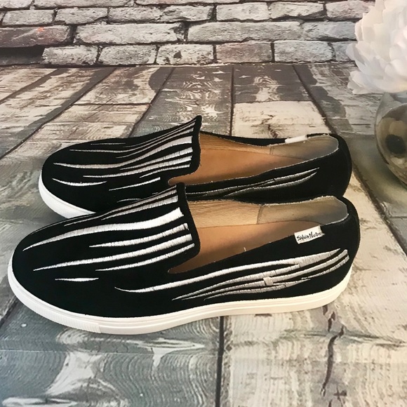 Sylvia Noster Zebra Slip on Sneakers - Picture 5 of 7